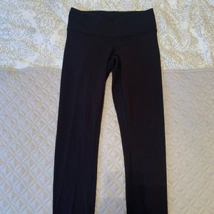 Black Lululemon Wunder Under Leggings